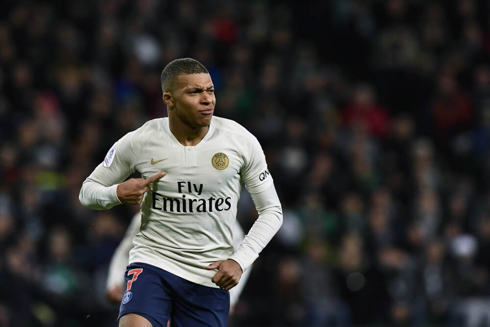 英超爆冷! 0-2热苏斯破门, 阿沃尼伊制胜球! 森林客胜小蜜蜂!